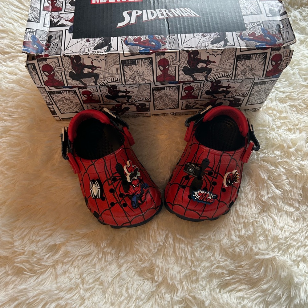Spiderman crocs
